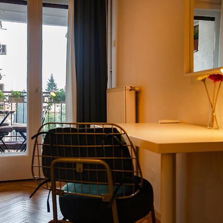 Ultracentral Hong Kong 3 Bdrm Apartment Βουκουρέστι Εξωτερικό φωτογραφία