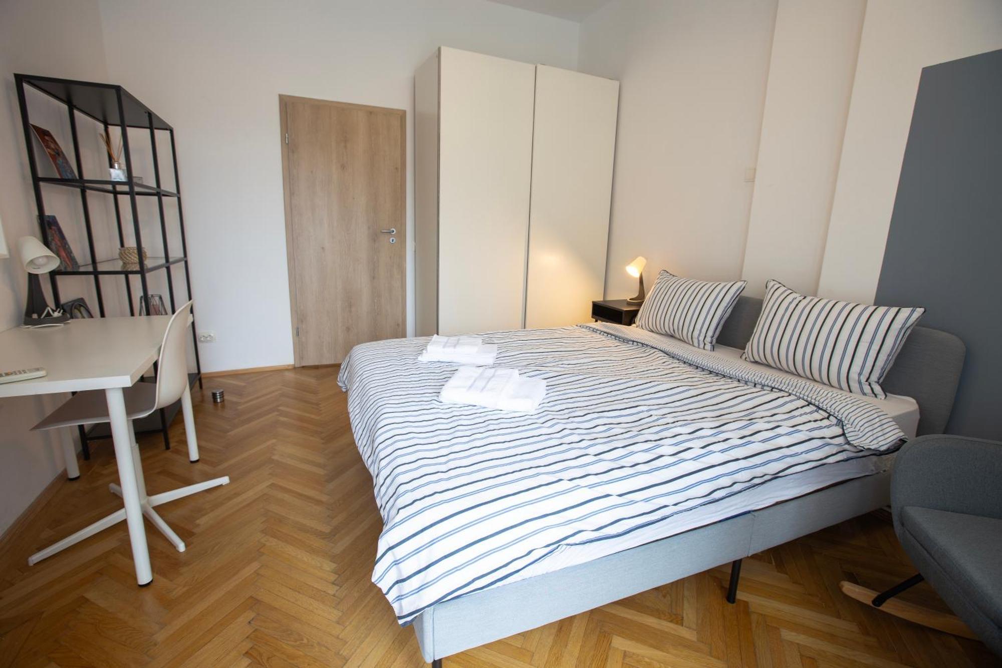 Ultracentral Hong Kong 3 Bdrm Apartment Βουκουρέστι Εξωτερικό φωτογραφία