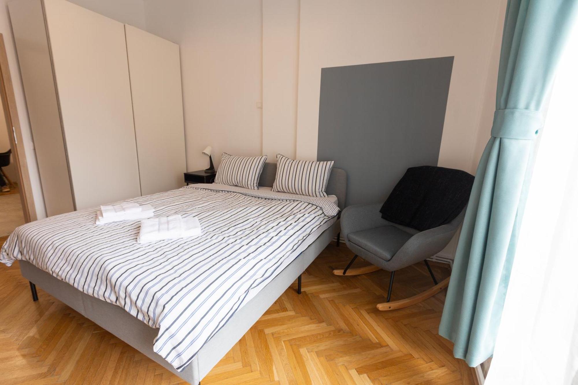 Ultracentral Hong Kong 3 Bdrm Apartment Βουκουρέστι Εξωτερικό φωτογραφία